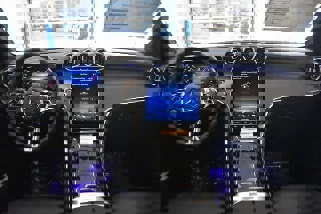 New 2026 Mercedes-Benz GLC 300 4MATIC image 5