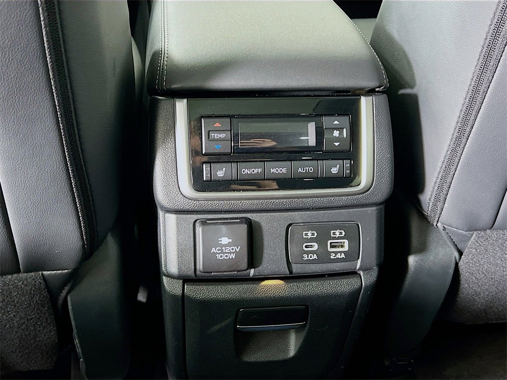 Used 2024 Subaru Ascent Touring image 31