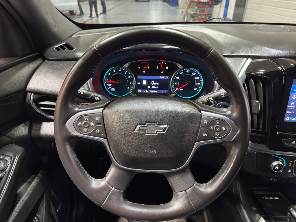 Used 2022 Chevrolet Traverse RS w/ LPO, Floor Liner Package image 25