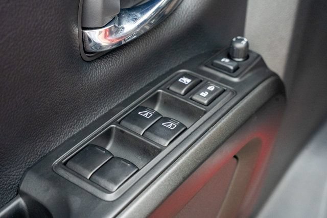 Used 2023 Nissan Titan PRO-4X w/ Pro-4x Convenience Package AWD/4WD image 33