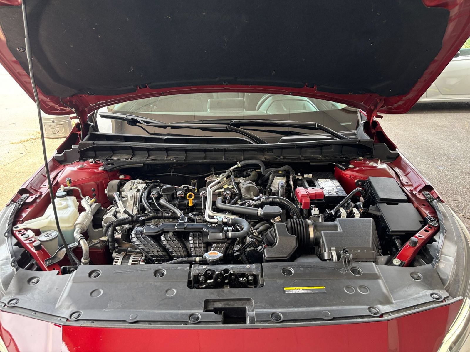 Used 2025 Nissan Altima 2.5 SV FWD image 33