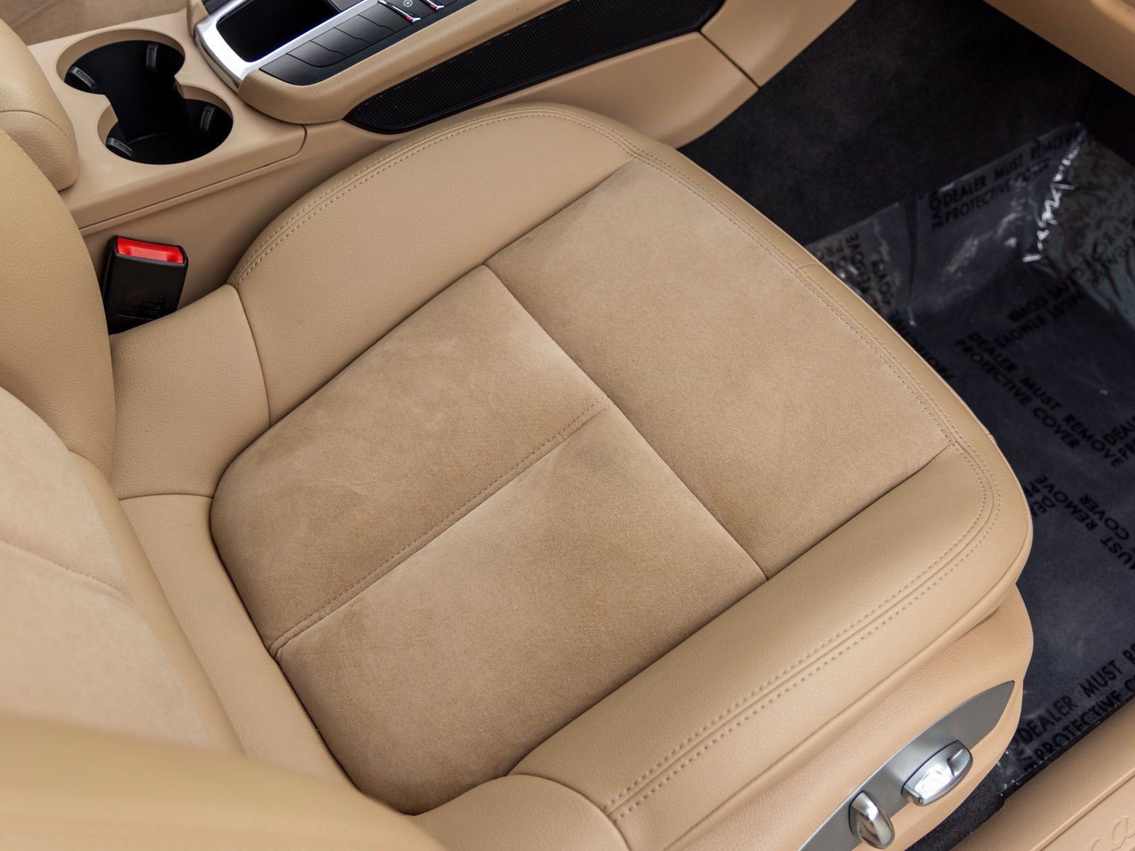 Used 2020 Porsche Macan image 49