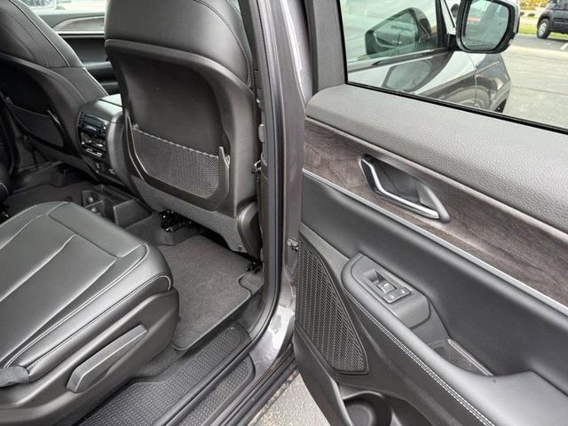 New 2025 Jeep Grand Cherokee L Limited w/ Black Appearance Package image 12