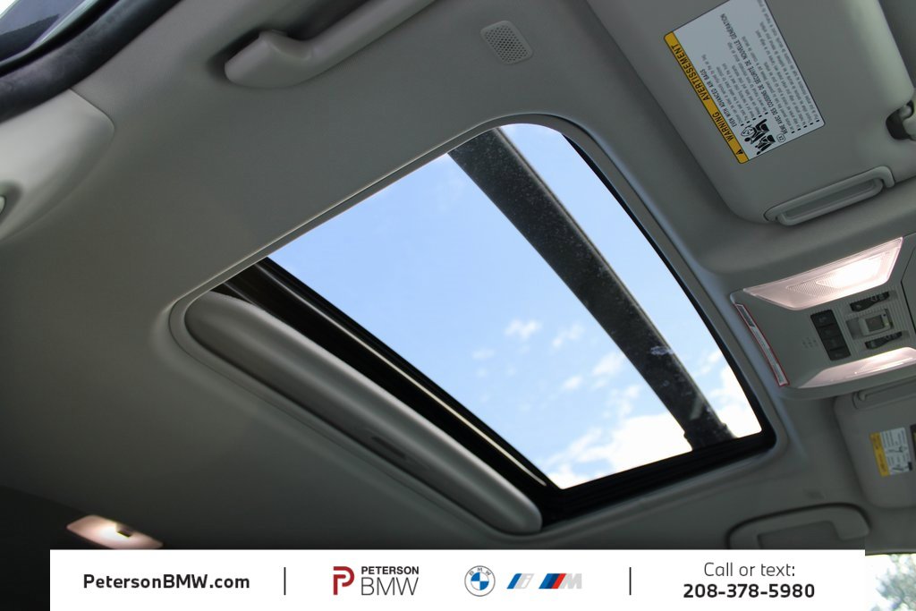 Used 2023 Toyota RAV4 XLE Premium image 36