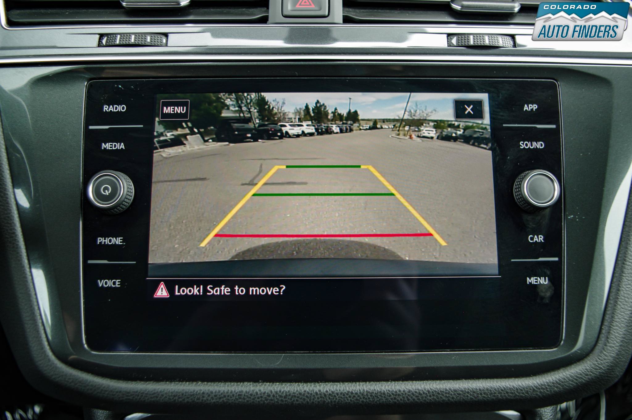 Used 2019 Volkswagen Tiguan SE FWD image 20