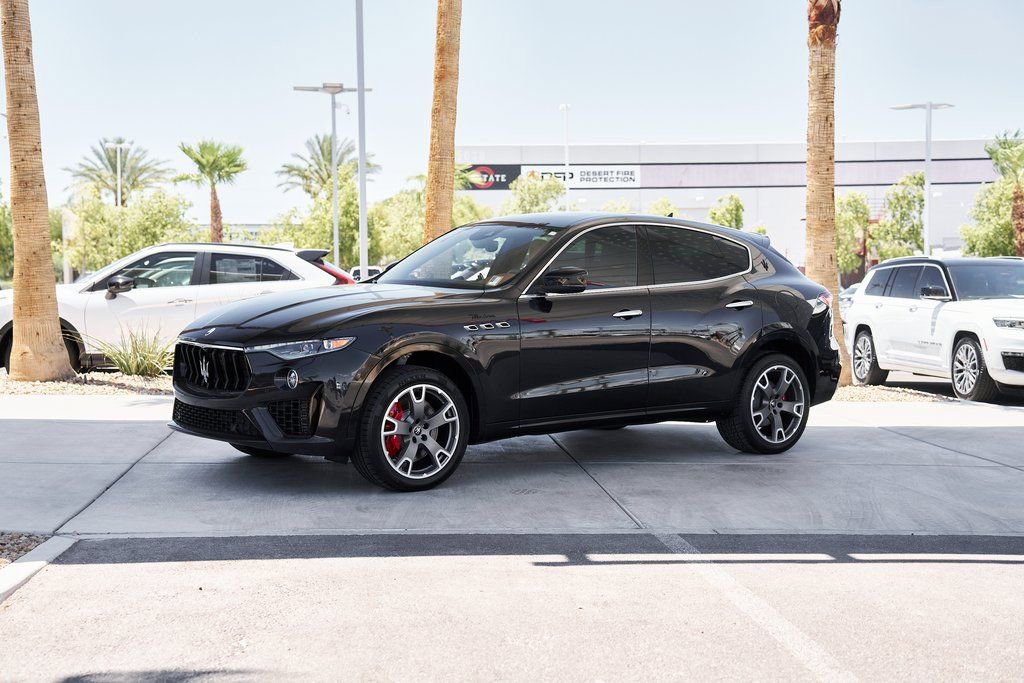 Used 2022 Maserati Levante Modena image 4