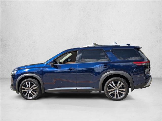 Used 2023 Nissan Pathfinder Platinum w/ Cargo Package image 9