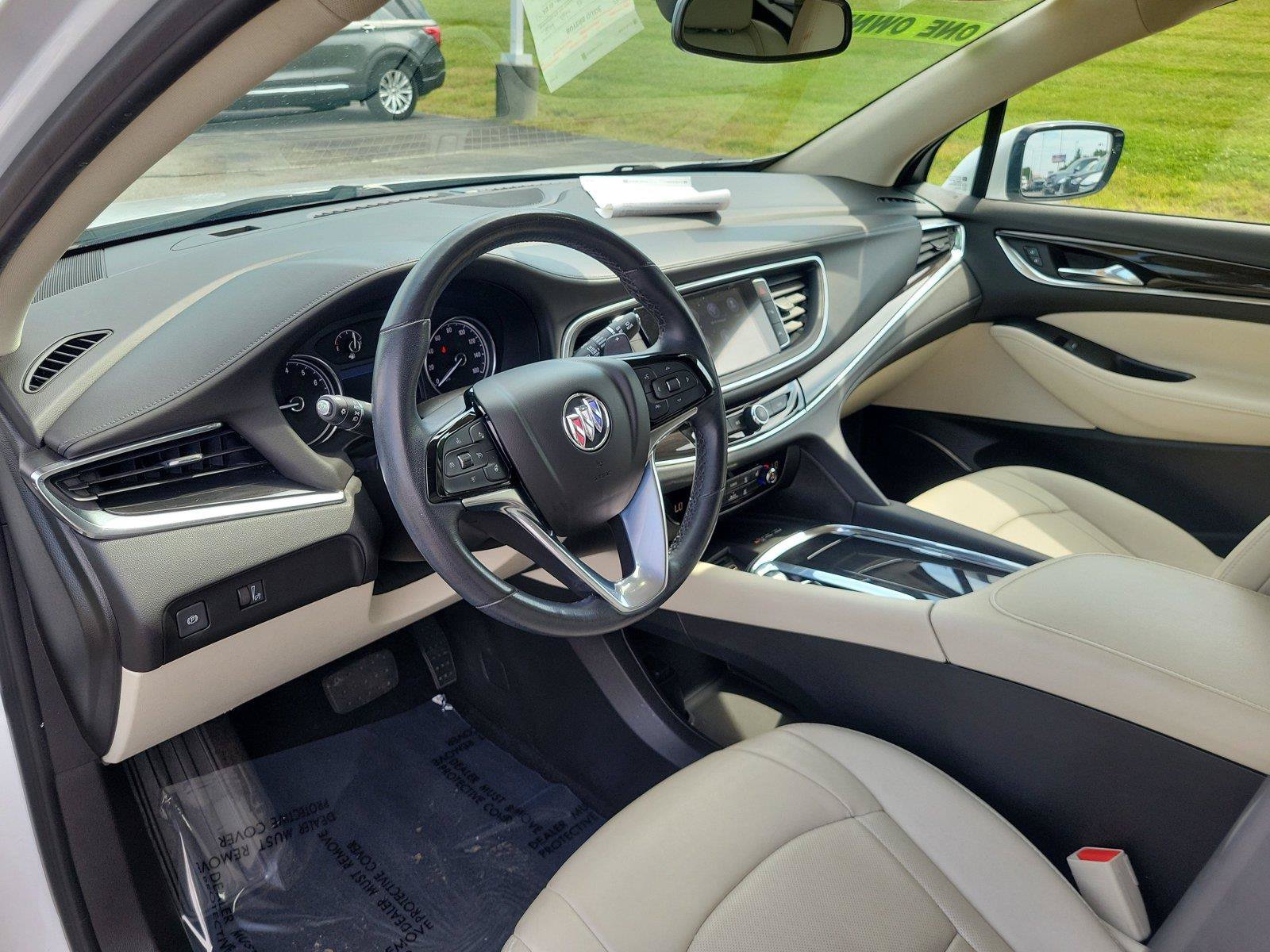 Used 2023 Buick Enclave Essence w/ Sport Touring Edition FWD image 18