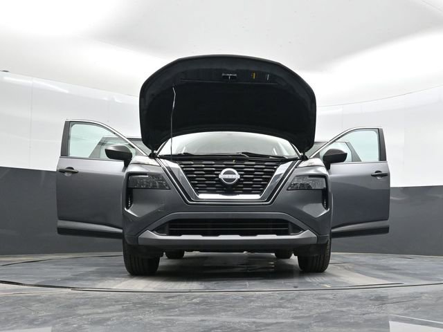Used 2023 Nissan Rogue S image 44