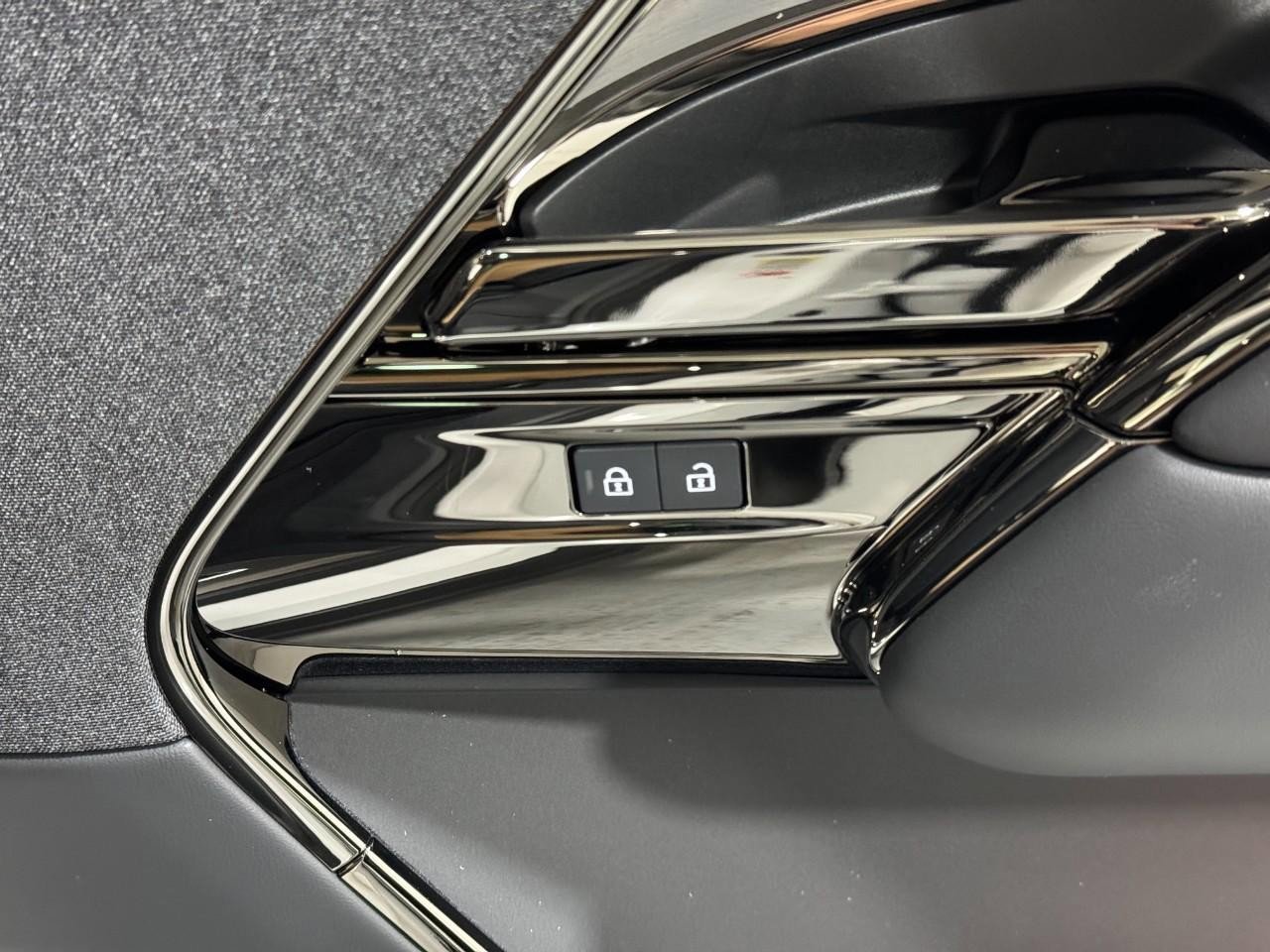 New 2025 Land Rover Range Rover Sport Dynamic SE image 31