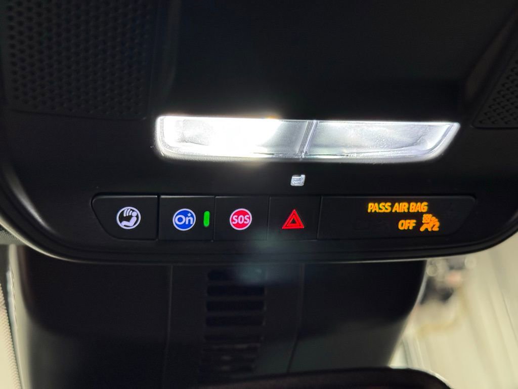 New 2025 GMC Acadia Elevation w/ Elevation Premium Package image 35