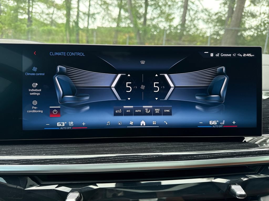 New 2027 BMW X7 M60i AWD/4WD image 18