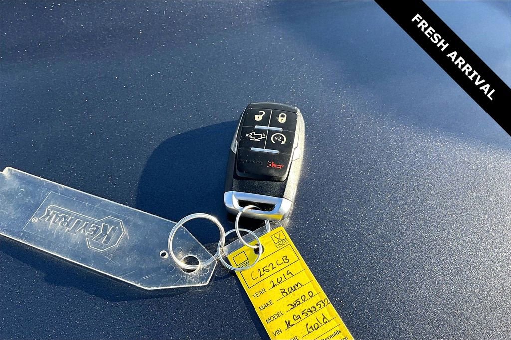 Used 2019 RAM 3500 Limited image 35