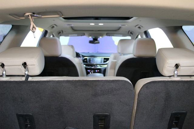 Used 2019 Buick Enclave Premium w/ Experience Buick Package AWD/4WD image 17