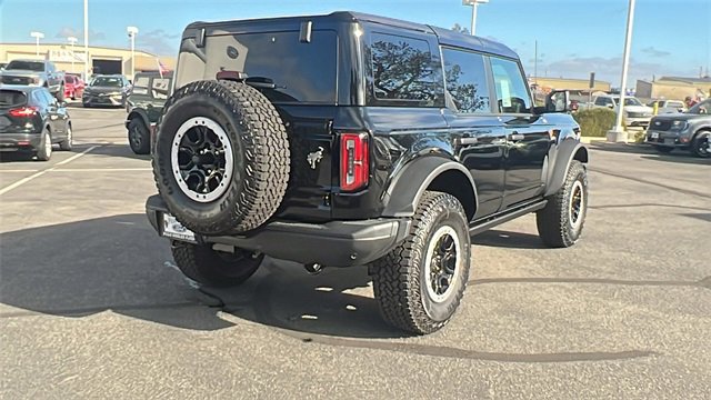 New 2025 Ford Bronco Badlands image 3