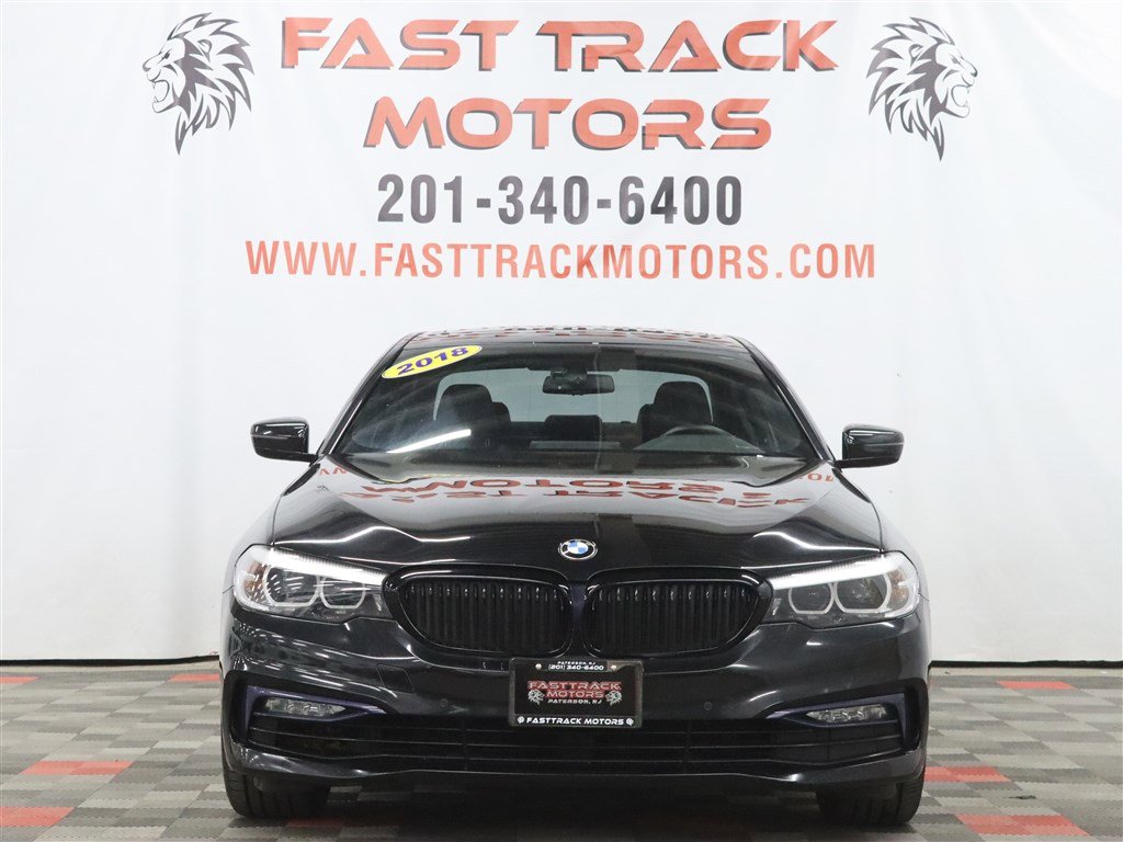 Used 2018 BMW 540i xDrive image 2