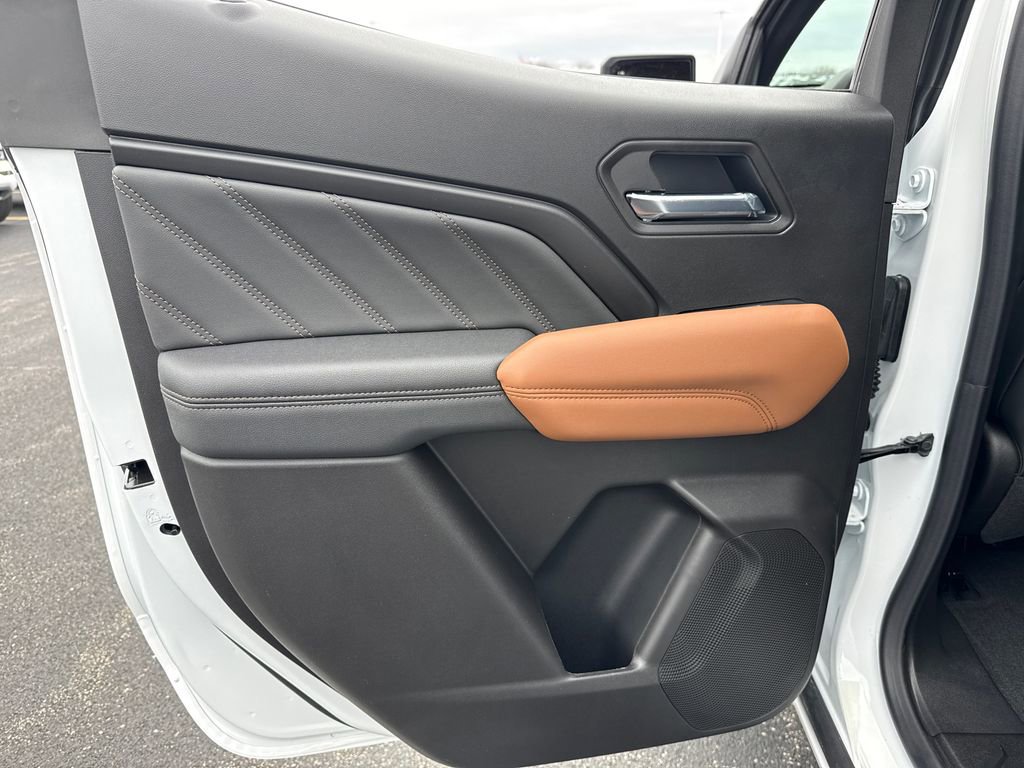 New 2026 GMC Canyon AT4 image 32