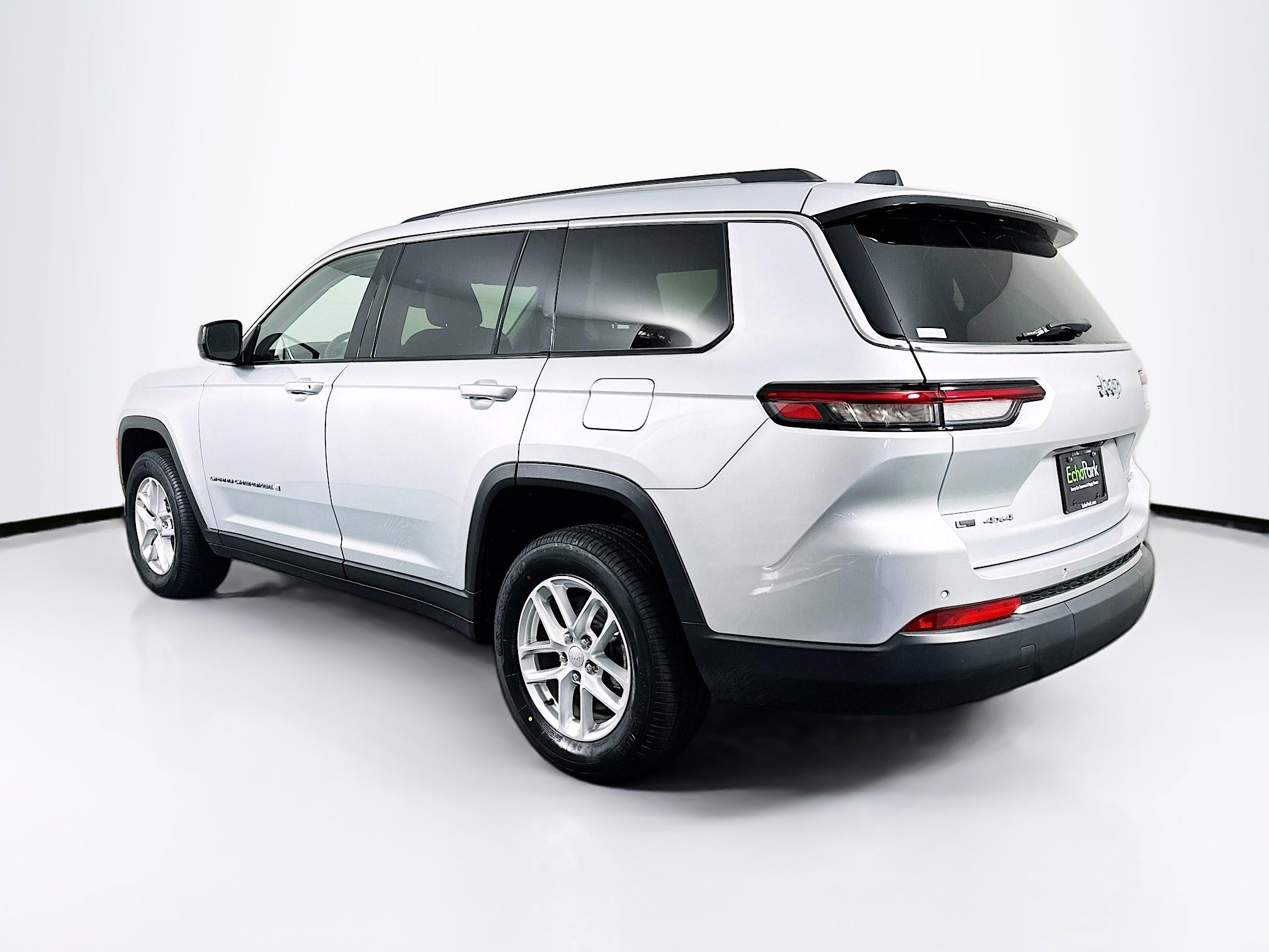 Used 2022 Jeep Grand Cherokee L Laredo w/ Luxury Tech Group I image 5