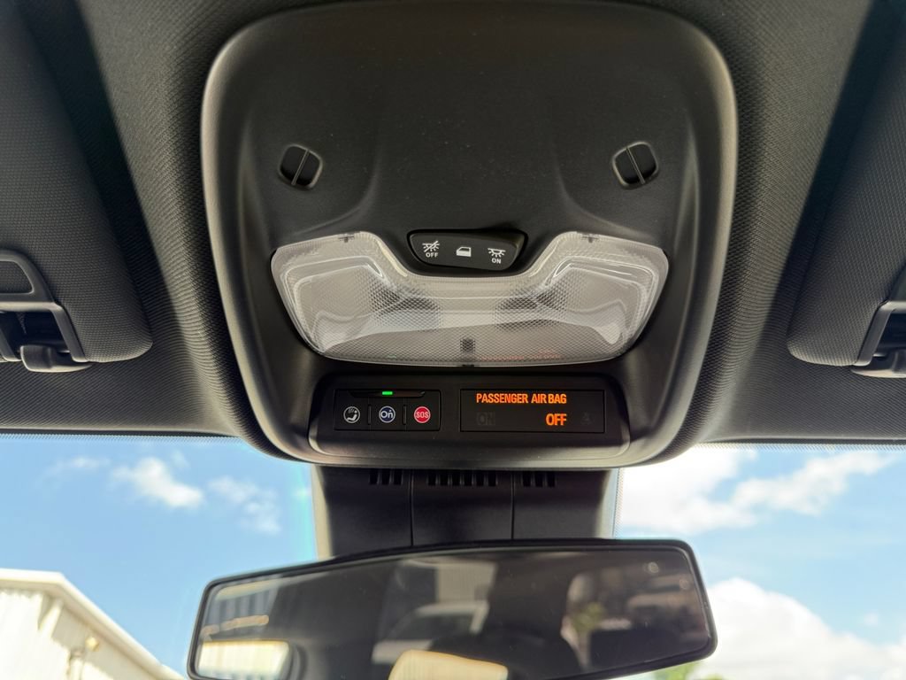 New 2026 Chevrolet Colorado Trail Boss w/ Off-Road Front Bumper Package AWD/4WD image 19