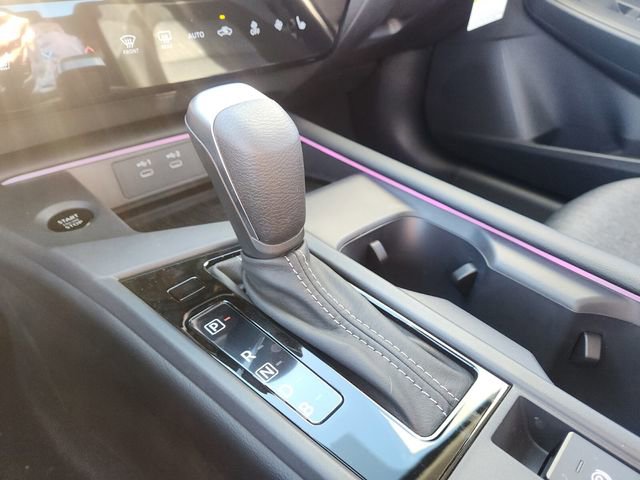 New 2026 Nissan Sentra SV w/ SV Convenience Package FWD image 17