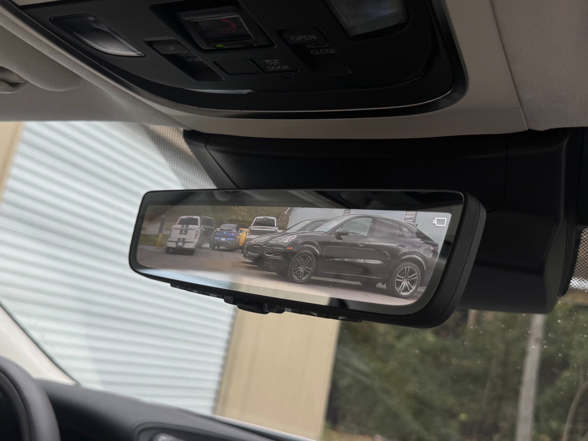 Used 2023 Lexus LS 500h AWD w/ Luxury Package image 52