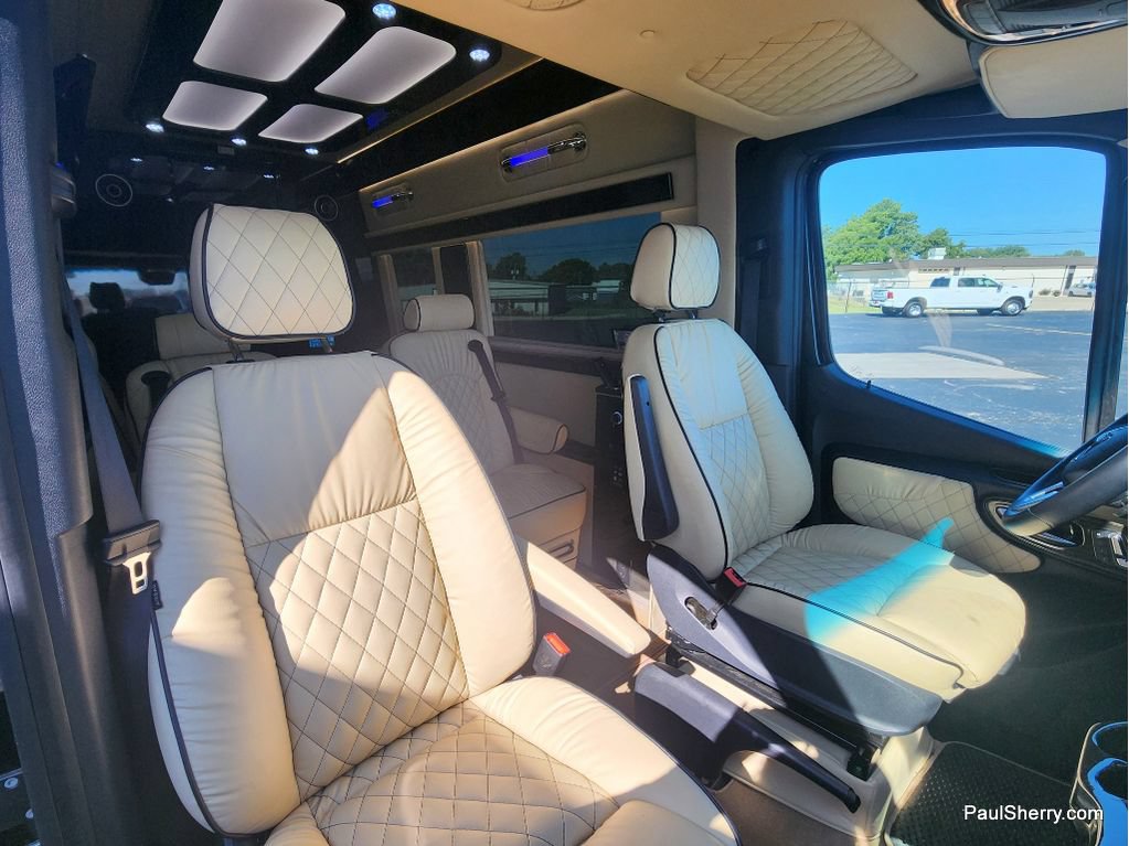 Used 2020 Mercedes-Benz Sprinter 2500 image 52
