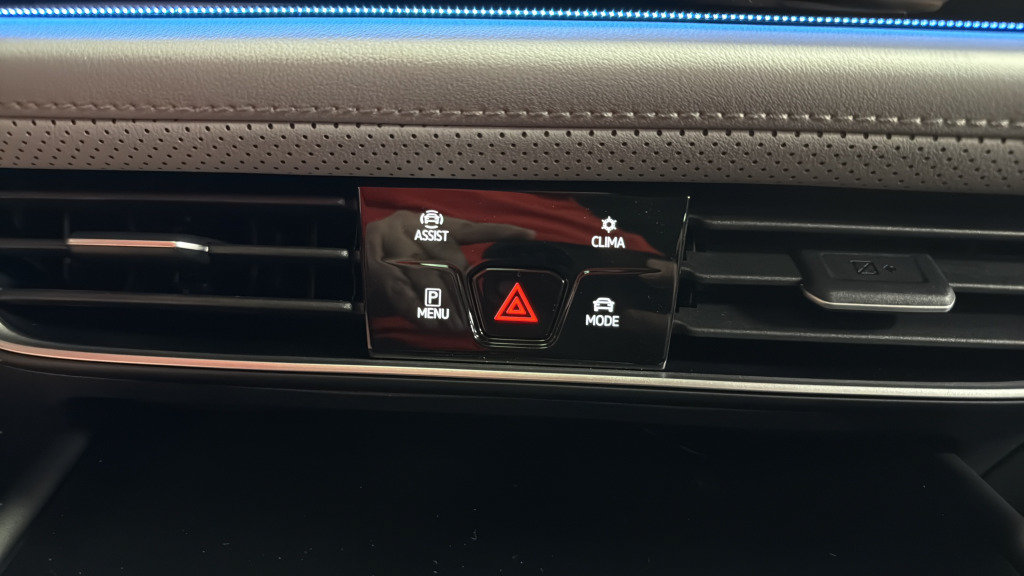 New 2026 Volkswagen Atlas Peak Edition AWD/4WD image 28