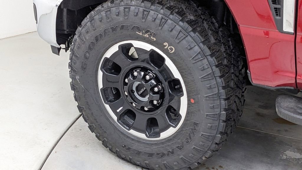 New 2026 Ford F250 XLT w/ XLT Premium Package image 4