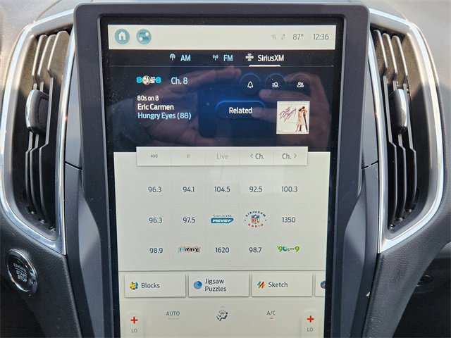 Used 2022 Ford Edge Titanium image 19