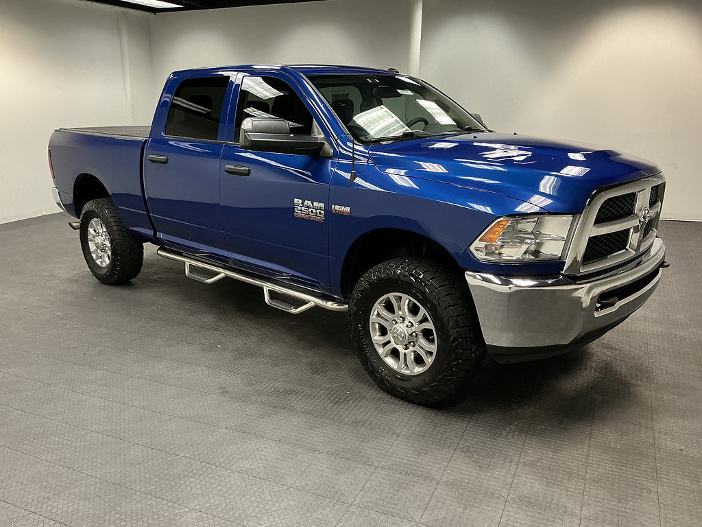 Used 2017 RAM 2500 Tradesman w/ Chrome Appearance Group AWD/4WD image 7