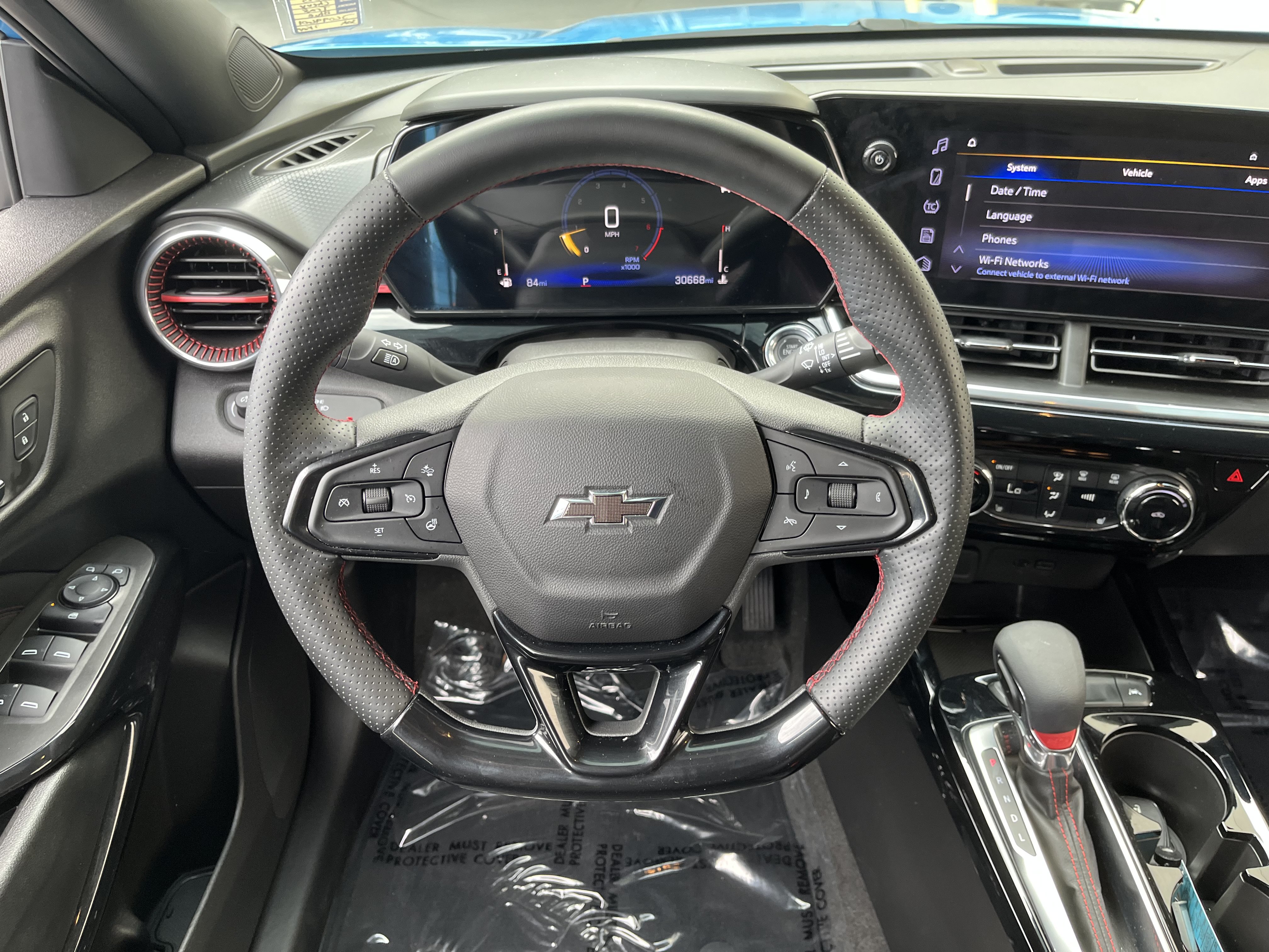 Used 2025 Chevrolet Trax RS w/ Driver Confidence Package FWD image 16