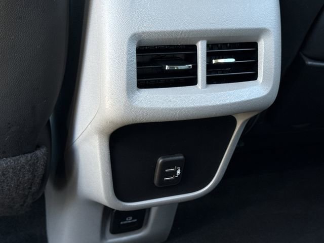 Used 2022 GMC Terrain SLT w/ Infotainment Package II image 11