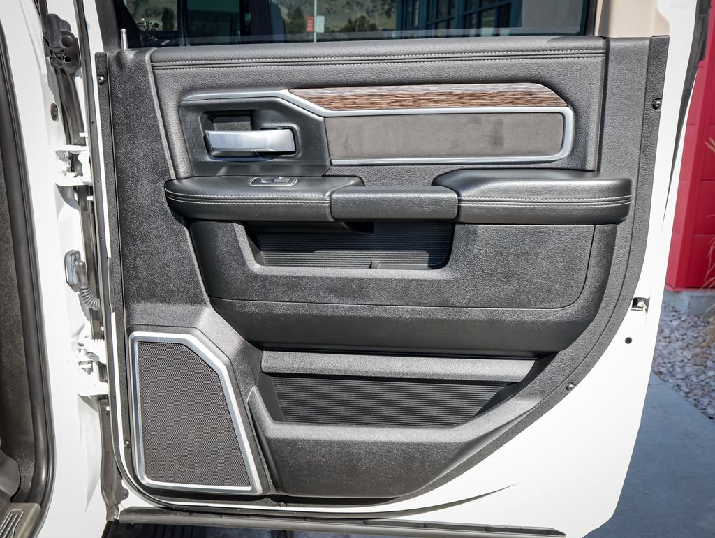 Used 2020 RAM 3500 Laramie AWD/4WD image 29