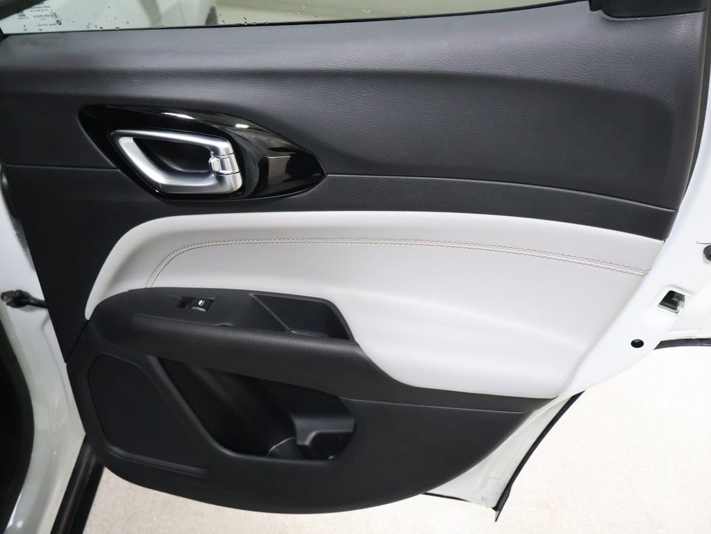 New 2026 Jeep Compass Limited AWD/4WD image 17