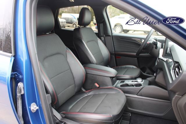 Used 2023 Ford Escape ST-Line w/ Tech Pack #1 image 11