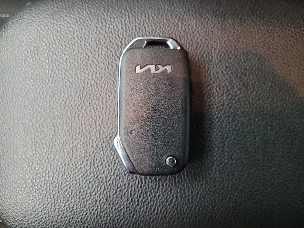 Used 2024 Kia Forte LXS image 32