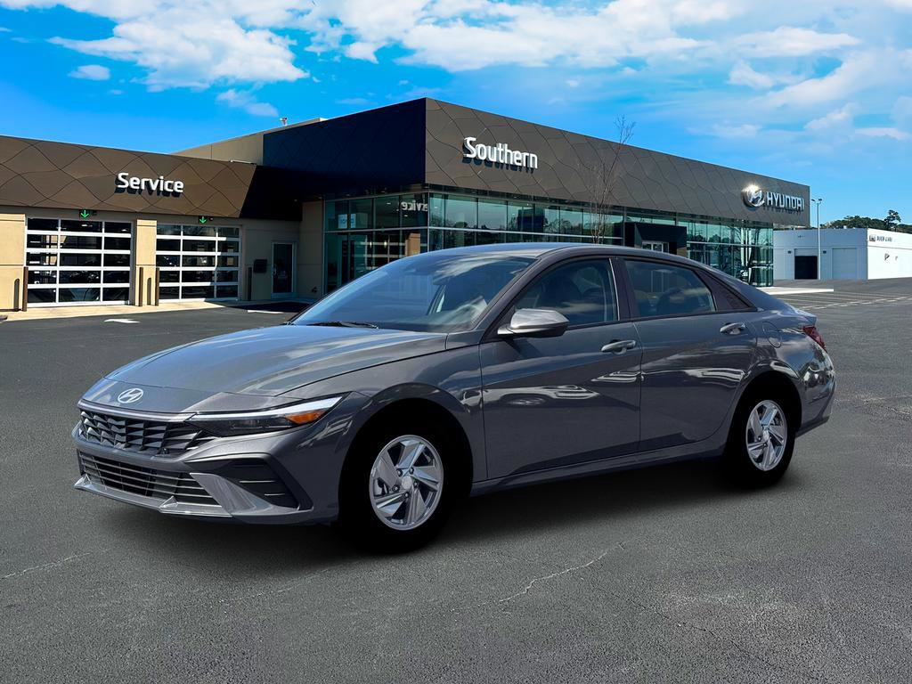 New 2026 Hyundai Elantra SE FWD image 2