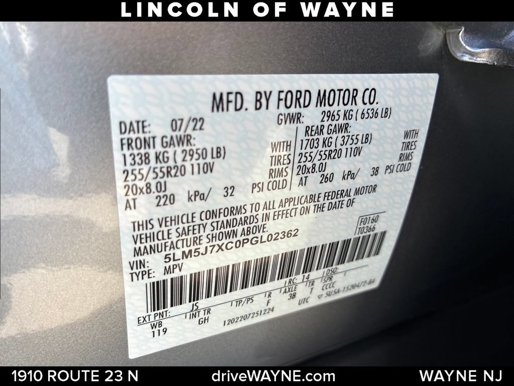 Certified 2023 Lincoln Aviator Reserve AWD/4WD image 30
