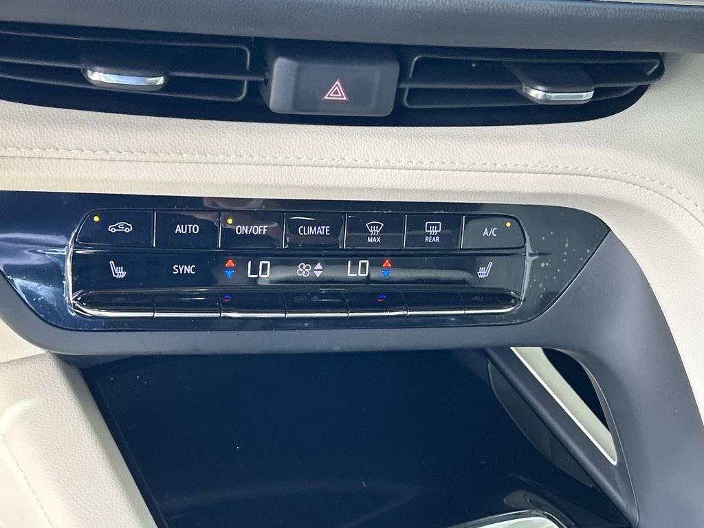 Certified 2023 Buick Envision Preferred image 24