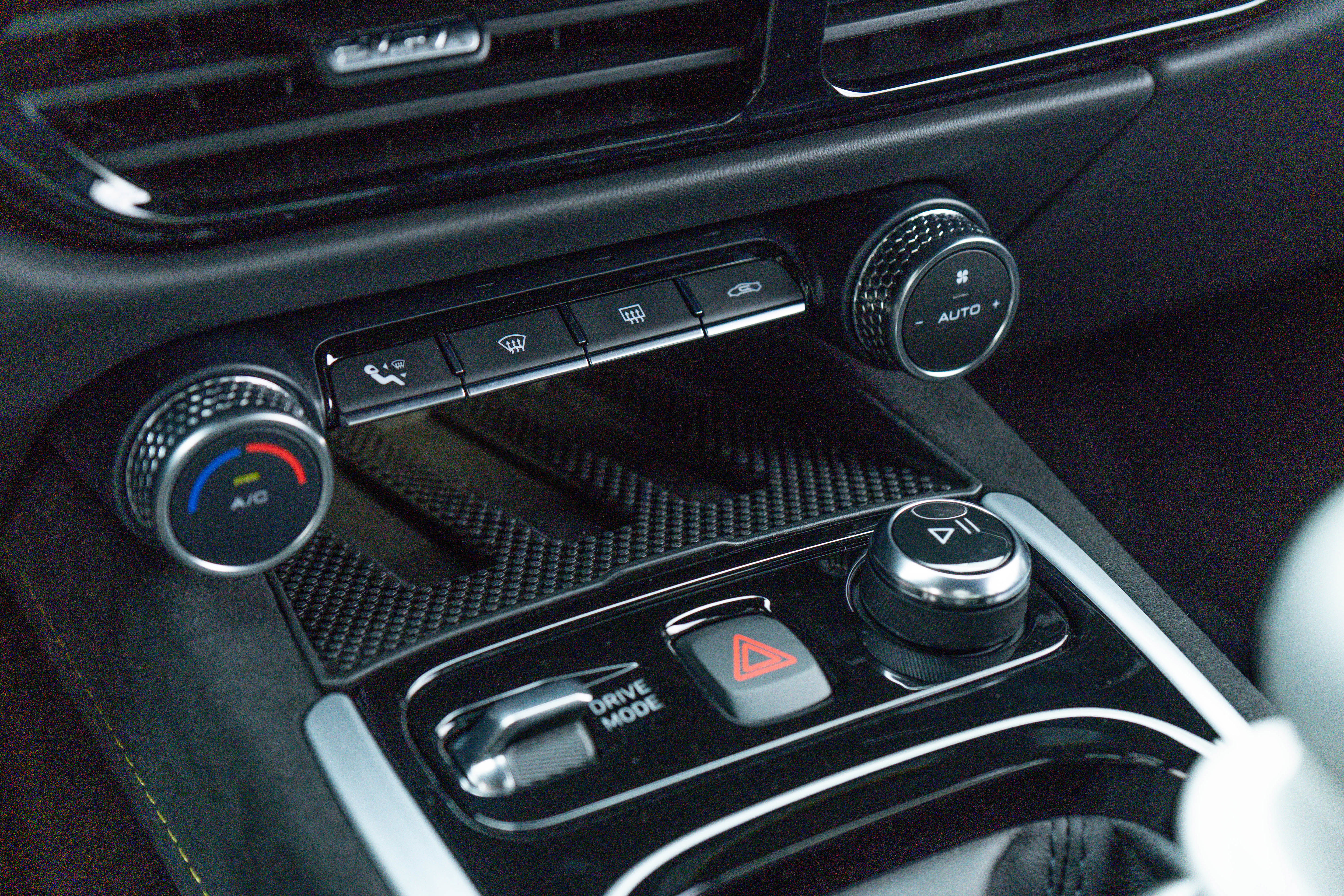 New 2025 Lotus Emira image 23