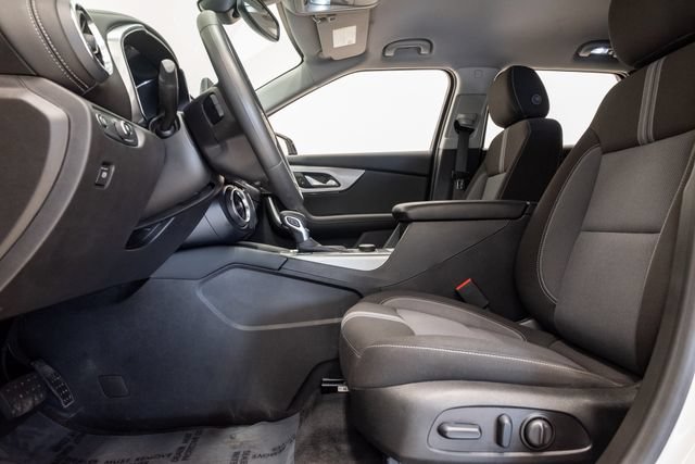 Used 2024 Chevrolet Blazer LT w/ Convenience Package FWD image 11