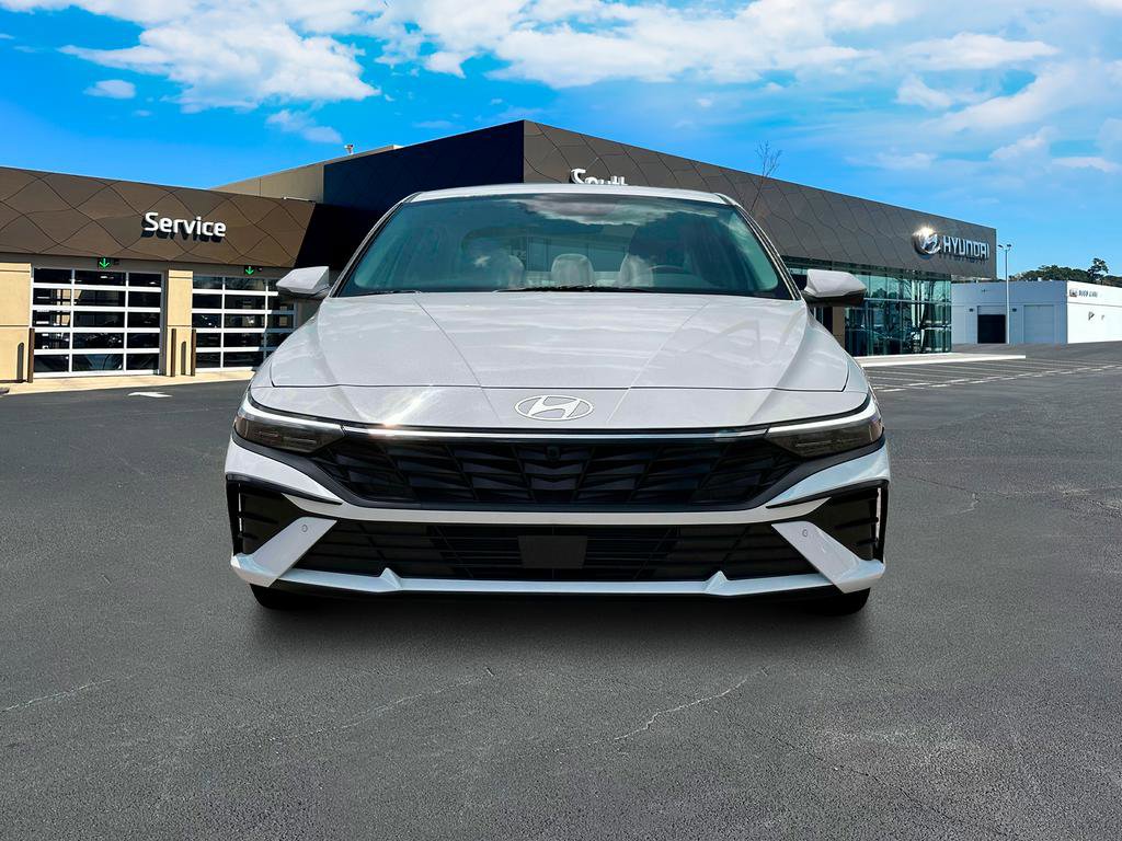 New 2025 Hyundai Elantra Limited FWD image 13