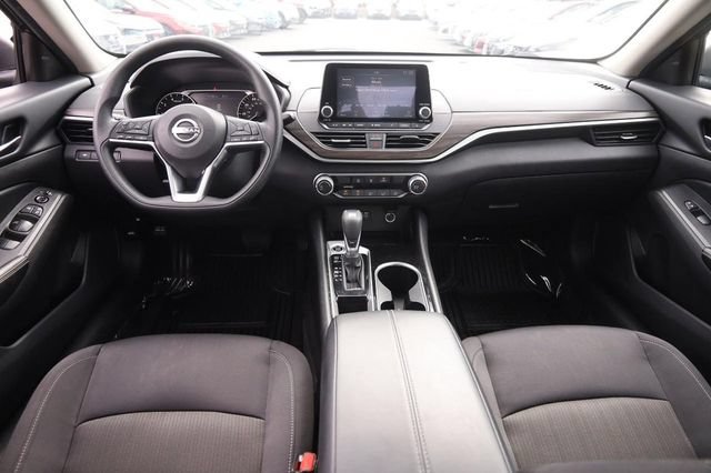 Certified 2024 Nissan Altima 2.5 SV FWD image 21