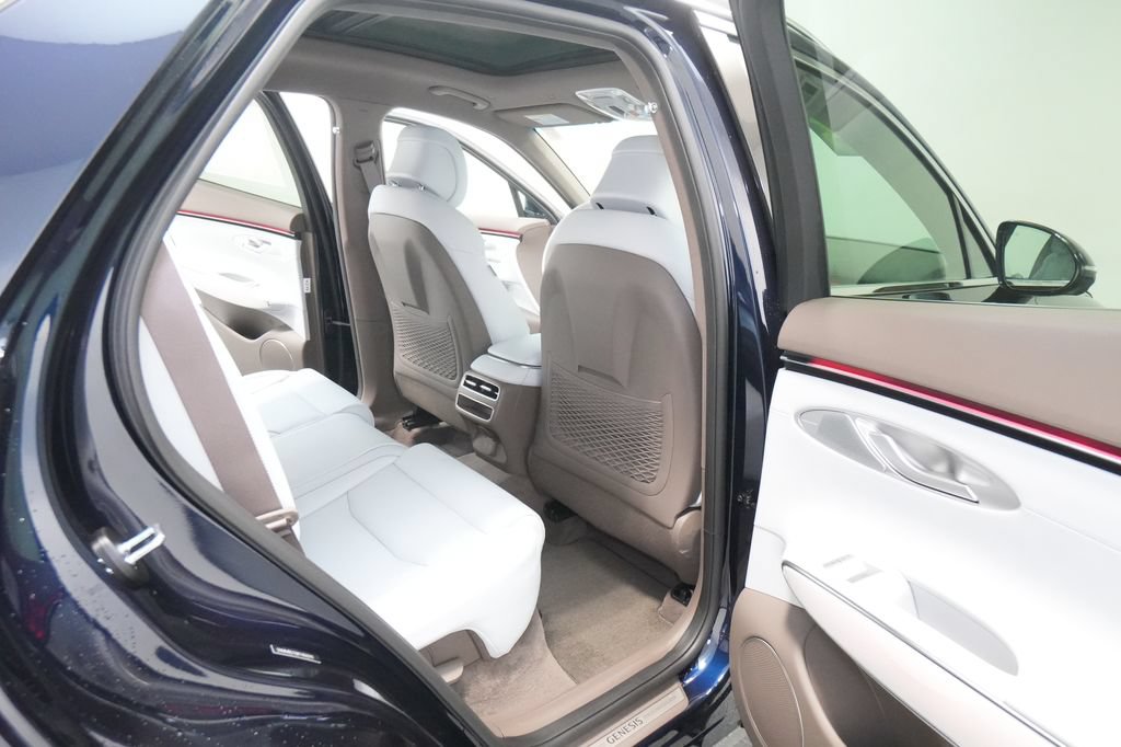 New 2026 Genesis GV70 2.5T Advanced AWD/4WD image 31