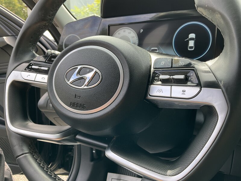 Used 2021 Hyundai Elantra SEL w/ Convenience + Premium Package FWD image 24