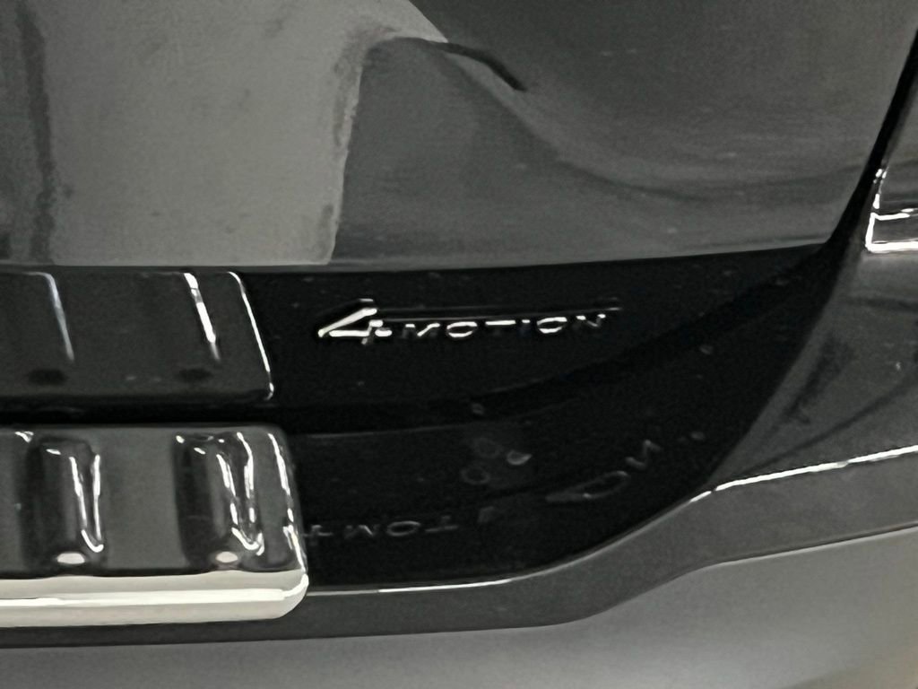 New 2026 Volkswagen Tiguan SE image 37