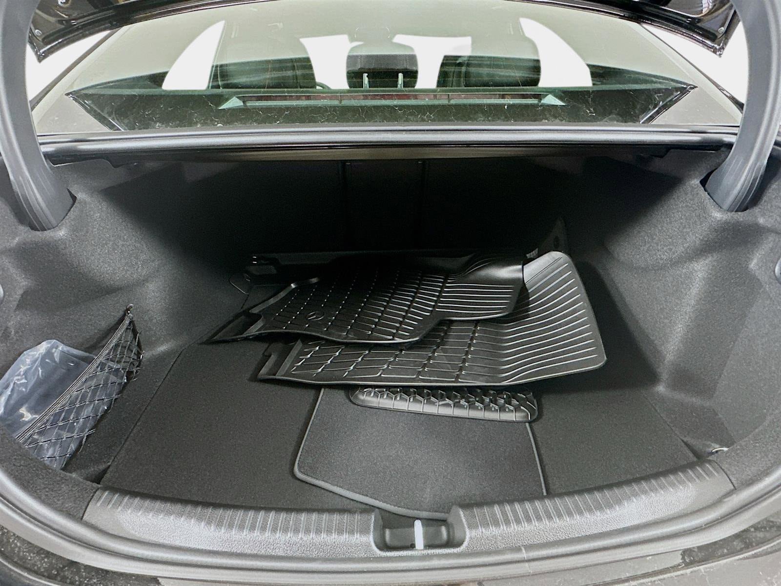 Used 2026 Mercedes-Benz C 300 4MATIC Sedan image 58