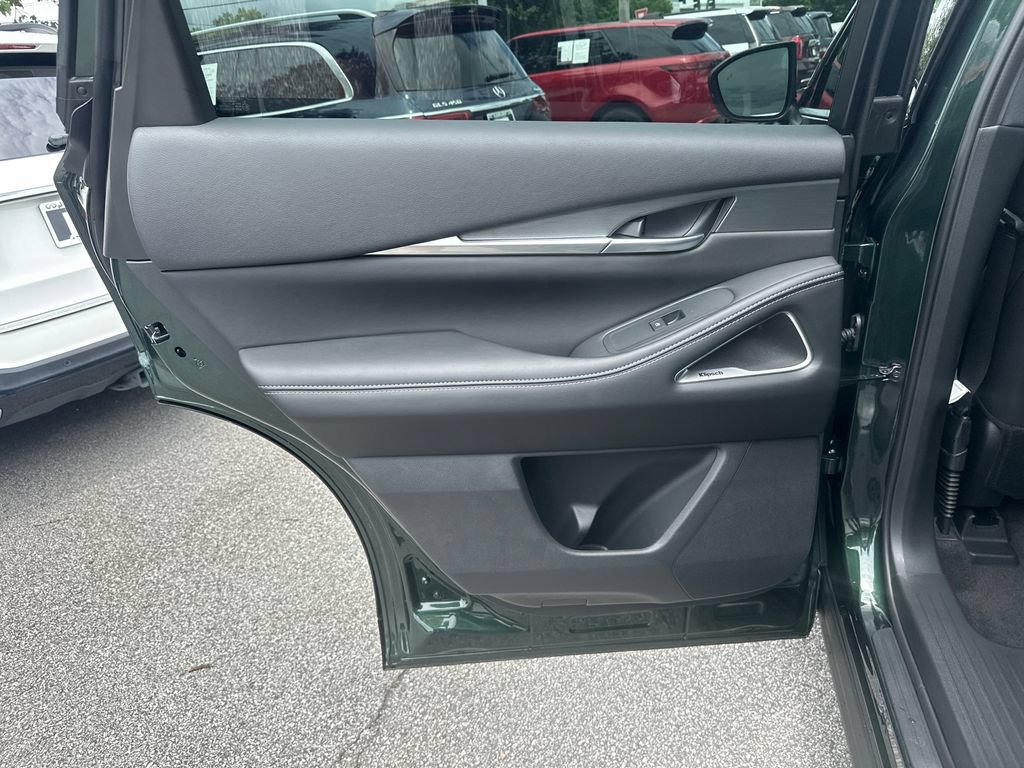 New 2027 INFINITI QX60 Luxe w/ Cargo Package FWD image 18