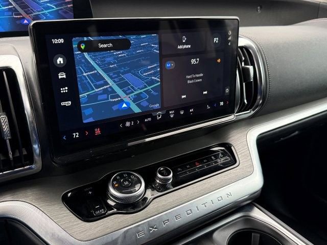 Used 2025 Ford Expedition Max Platinum image 31