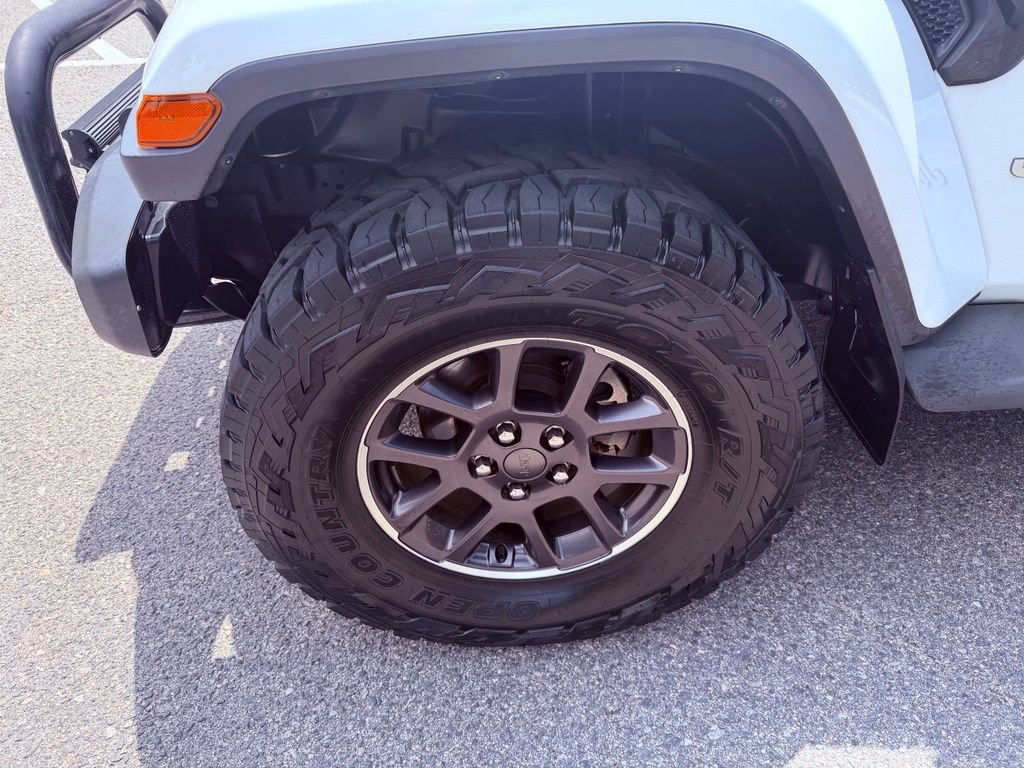 Used 2021 Jeep Gladiator Overland AWD/4WD image 16